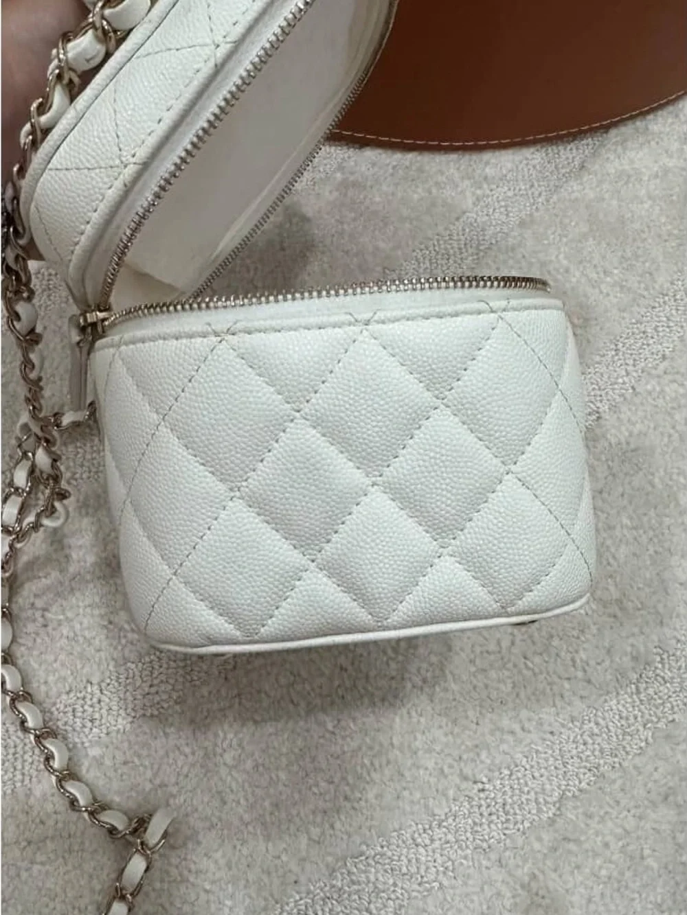 CHANEL White Quilted Vanity Bag with Gold Hardware